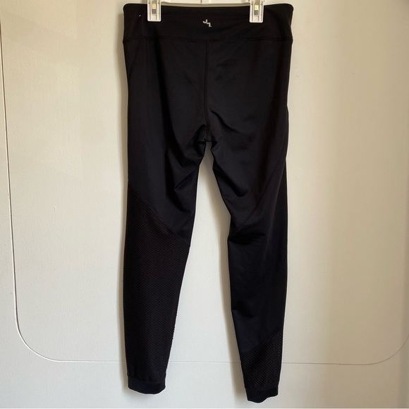 3/$39 JoyLab Mesh details leggings M - Picture 3 of 4